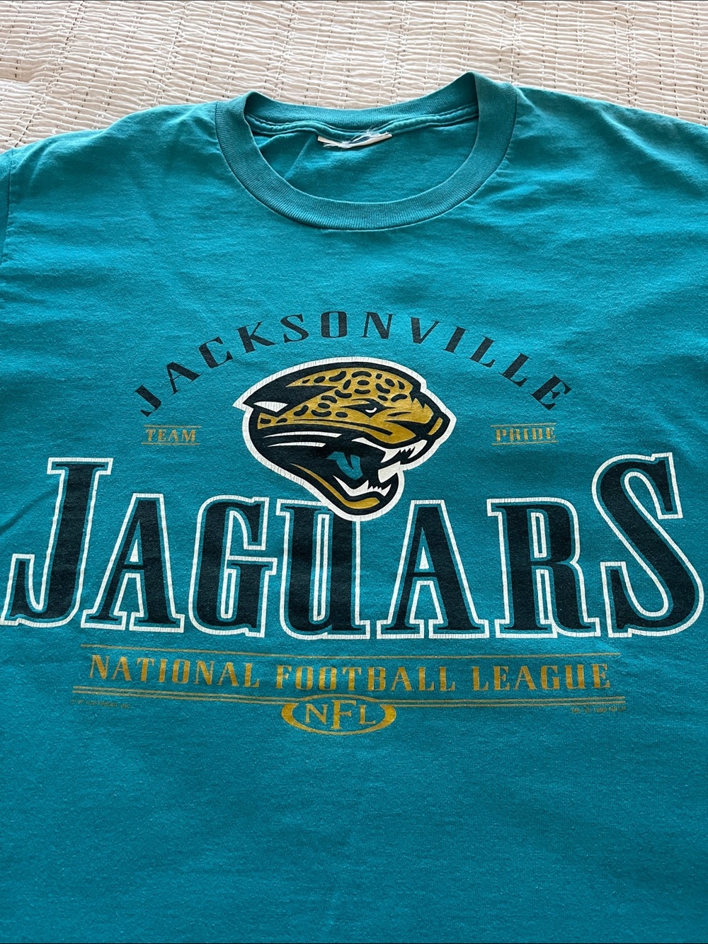Jacksonville Jaguars vintage teal Graphic Team T-Shirt - Picture 2 of 6